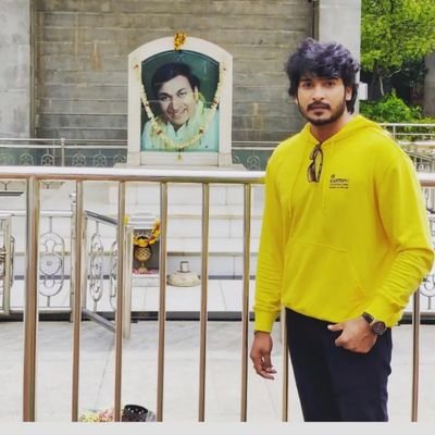 actor in kannada film industry, mandyada huduga,fan of Dr rajkumar(boss) 👆😍💪
next movie: bhuvanam gaganam  https://t.co/7lcuOeEw0b