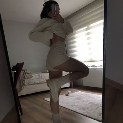 18💎~Findom,Femdom💖💅Türkische Schönheit🇹🇷
|Tribut 20€ Amazon Zalando PayPal |