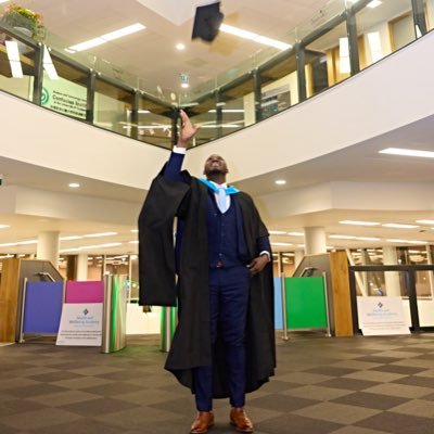 afizy16's profile picture. 