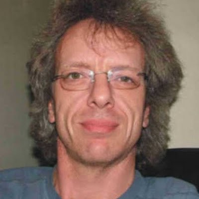 HamishMcle79395's profile picture. 