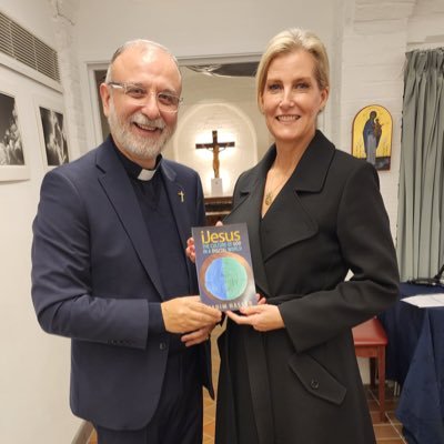 First Syrian Anglican Priest in Church of England. Director & Founder of Awareness Foundation @awareness_found. Broadcaster & Author /The Culture of God/ iJesus