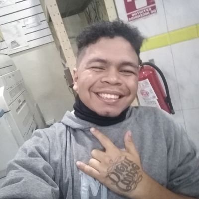 eijeils's profile picture. Polifacético