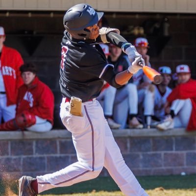 Brailen Wilson University of Detroit Jesuit High School Uncommitted MIF/3B/OF/RHP Travel Team: @NickHerrinsAs 17u 5’10 173