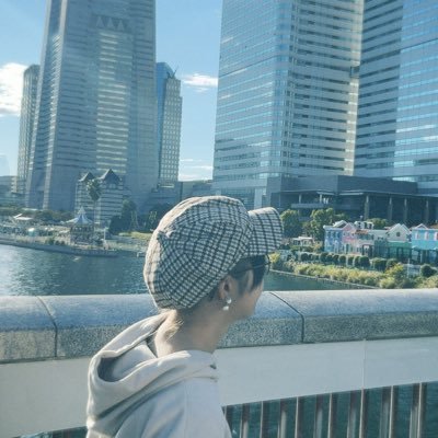 n_super_natsuki's profile picture. 函館に生息：な🌕🦔🎸🌸　元：@sorenatsu