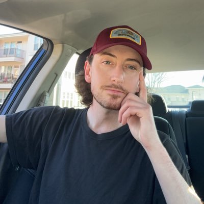 vers, CLT, bored at all times. i post what i want