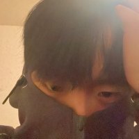 용이 (@yong_moving12) 's Twitter Profile