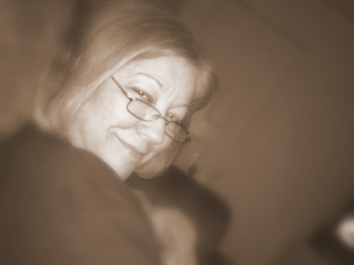 Marylinort's profile picture. Enjoying life until I win the lotto then I will enjoy it more.