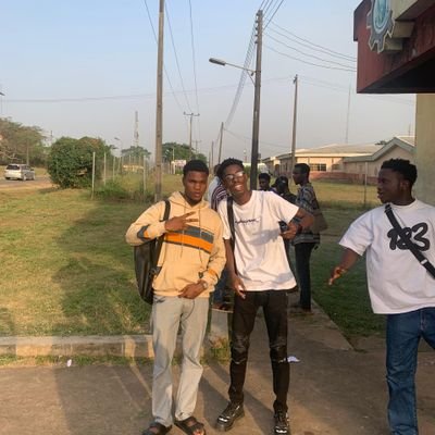 VinciOnly12143's profile picture. I am Daniel Adebayo, popularly known as DaVinci. I am a digital marketer, web designer and a creative multitasking manager.