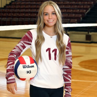 Sophie_Rothrock's profile picture. 2026 | Libero/ DS | GPA: 3.5 | 4’11” | Lincoln HS |