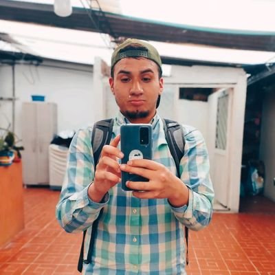 Faver1927_'s profile picture. 