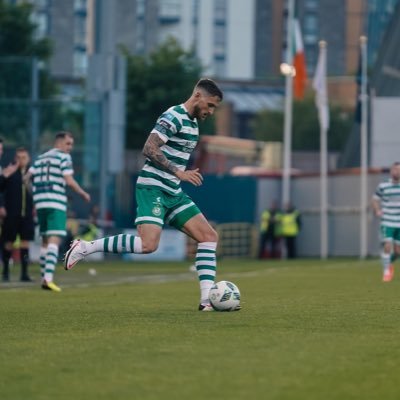 Footballer at Shamrock Rovers from Carrick On Suir, Co tipperary 💚⚽
Instagram - Leezer17 ✌