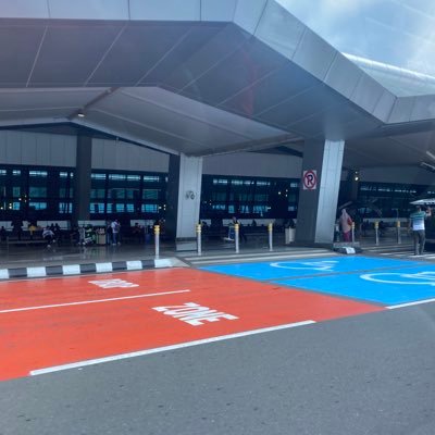 AeroTrz's profile picture. 