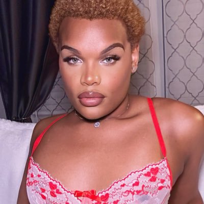 thickisakura Profile Picture