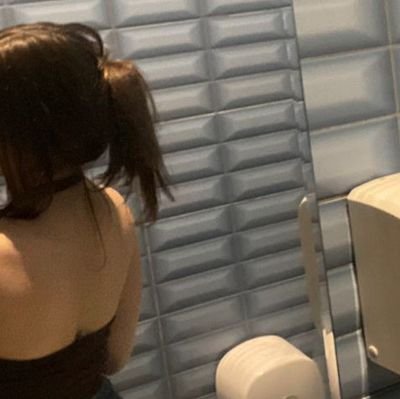 purichcll's profile picture. 𝐖𝐞 𝐝𝐨𝐧’𝐭 𝐠𝐫𝐨𝐰 𝐮𝐩 𝐰𝐢𝐭𝐡 𝐚𝐠𝐞, 𝐰𝐞 𝐠𝐫𝐨𝐰 𝐮𝐩 𝐰𝐢𝐭𝐡 𝐚𝐭𝐭𝐢𝐭𝐮𝐝𝐞.
ขายเฉพาะคลิปและภาพ ไม่รับคอล❌