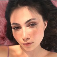 Sonia (@b1gb00bs2000) 's Twitter Profile