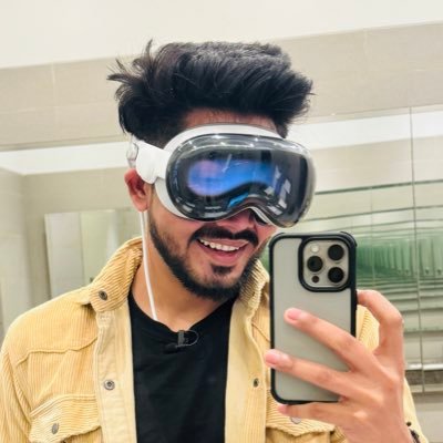 Engineer turned Tech Content Creator 🤓 Talks about all tech things - from gadget reviews to life hacks. ✨ Follow me for some geeky fun 💥
