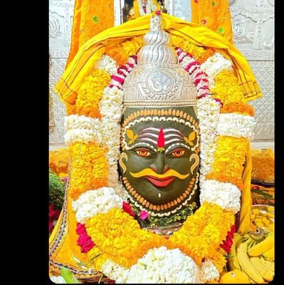 rhutik35831's profile picture.