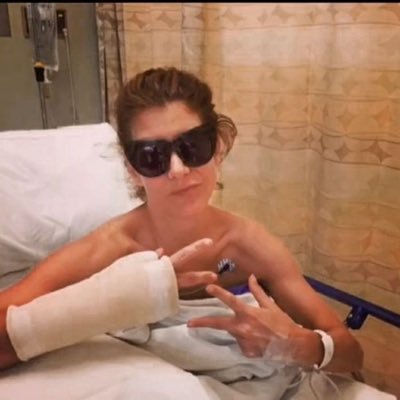 sueilavalen's profile picture. 