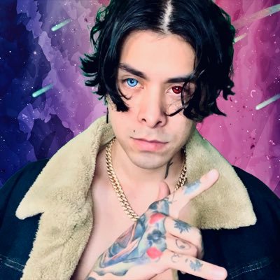 Emo Rapper 👽🏰  Dont Give Up!! We Need You!!! ❤️