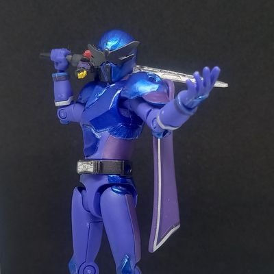 今は主にロボットアニヲタ&特ヲタ(ライダー戦隊ウルトラ)&ドルヲタ(AKB)の三本柱でいかせてもらってます、、、ほかはその派生、といった程度で。それなりにインプットはしています。相変わらず「中二病患者」のようです。意図のない独り言なので「そんな人もいるんだよー」ぐらいでとらえてね。