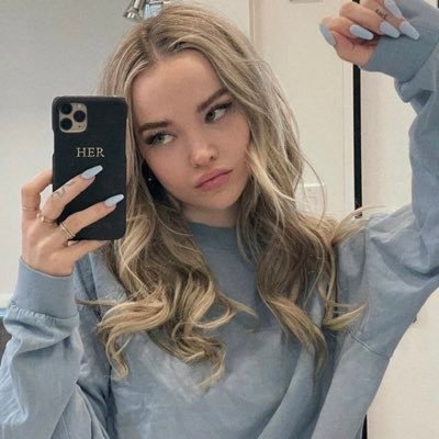 ﹙ 𝐜.﹚— 𝚂𝚃𝚁𝙰𝚆𝙱𝙴𝚁𝚁𝚈. ♡̲ 𝘃𝗮𝗻𝗶𝗅𝗅𝖺 𝖿𝗅𝖺𝗏𝗈𝗋𝖾𝖽ᅟ ᅟ⠀ ᅟ ᅟ ᅟ⠀ᅟㅤㅤ𝒍𝒊𝒑𝒔 . . . ،، 𝖽𝗈𝗎𝖼𝖾 𝘢𝘮𝘰𝘶𝘳 ╱ 𝗮𝘁 𝗰𝗵𝗮𝗻𝗲𝗹 𝗺𝗮𝗶𝘀𝗼𝗻﹗