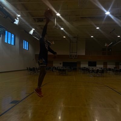 Basketball 🏀 5’9 G/F CO 27’ /Fort Lauderdale Florida God is Good 🙏🏾