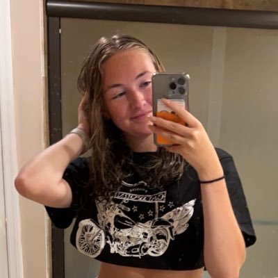 EmilyPorti's profile picture. 