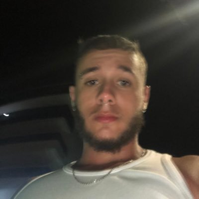 tô me expondo pra vocês verem que gente bonita também sofre