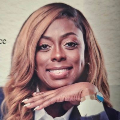 If it ain't directed, it ain't respected. Before you DM me, read my header. Liberal af. pronouns: she/her/g $jdotcharnay