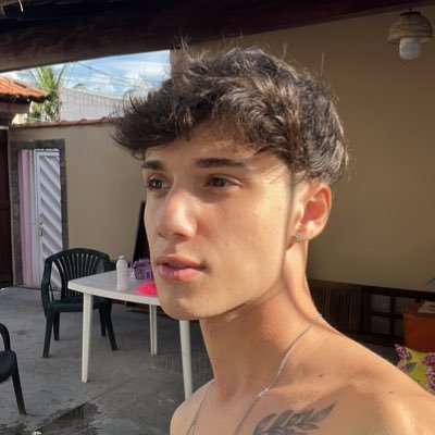 você não vai me entender e nem eu vou conseguir explicar MAS EU ODEIO O PRAXEDES 021. 20y. RUMO AO NORTE.