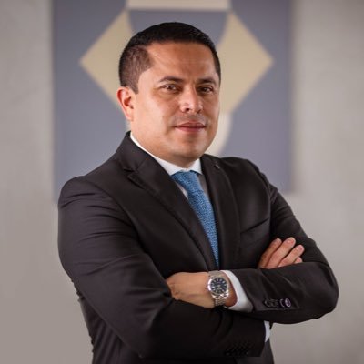Abogado 🇨🇴docente universitario, consultor, especialista derecho penal @UdeMedellin_, Magíster en derecho penal @USergioArboleda, estudiante @usal 🇪🇸.
