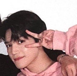 ❀ ׅ ⬦ 🦋 ִ s/her 𝆬 🦋 ִ ⬦ ❀. ׅ ⋆ ⤿ ֶָ֪ au's en el link de abajo 𓆩♡𓆪 𝅄 ⋆.