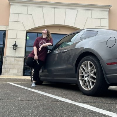 bornintovanity's profile picture. be your best you