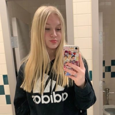 Libby_0019's profile picture. «17•Sophmore» ≈🩷💜💙≈ ~She/Her~ sc: libby_0019