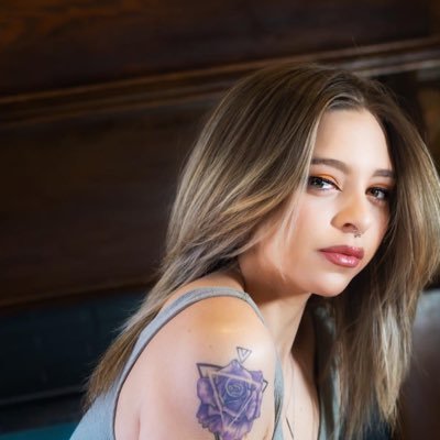 🔞This page contains a lot of ass 🍑 Aspiring Professional model 💁🏼♀️ DOG LOVER 🐶 Taurus ♉️