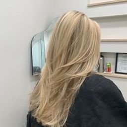 WittyWendy81330's profile picture. 