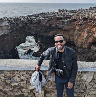 Directeur @KadeaAcademy
| 🎯 Former et employer la jeunesse en #RDC
| 🎓Alma mater @UniofBath
| #Engineer
| 🤖#AI & 🚀#Space enthusiast
| 🥋#BJJ
| https://t.co/IDxpivUjrI