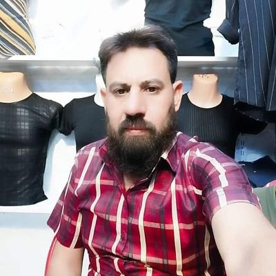 mmdlsry54046754's profile picture. لا تعامل الناس كما تحب ان يعاملوك بل كما يحب دينك وأخلاقك والتربية التي انشأت عليها مع من تحب وتكره