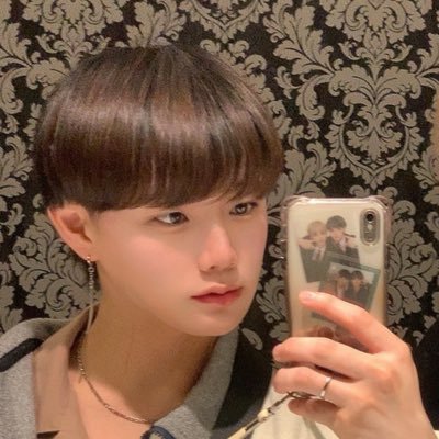 rinorinoinin's profile picture. カフェ/ダンス/KPOP /t×t /IZ*ONE /なにわ男子/スノボ/サッカー/ボウリング 好き お互い顔わかってからDMしたいです🙋