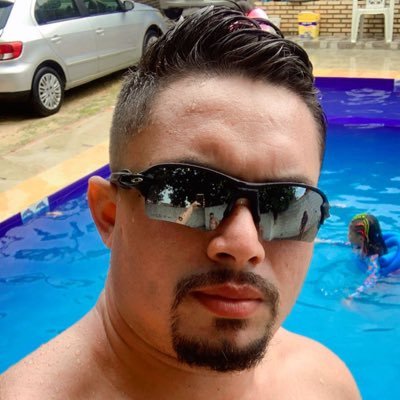 Sangue de nordestino,essência de burguês e financeiro de mendigo 😮💨🤡. Disseram que eu sou bruto,e quem liga o que eles dizem?
