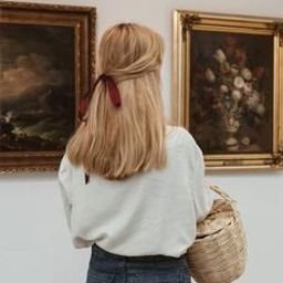 LouiseBou546756's profile picture. 