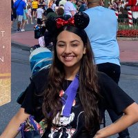 Elizabeth Favela (@msfavee) 's Twitter Profile