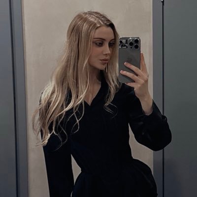 ana_alekseienko Profile Picture