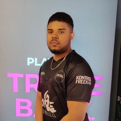 UK, Birmingham based Tekken player for @RizeGamingPro.  https://t.co/9ZzS76AO4i
Also a Grime artist