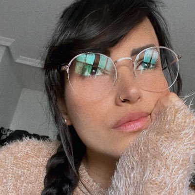 desirico's profile picture. *vive y deja vivir*