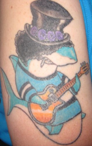 cronulla sharks, Tennessee titans, heavy guitars and good music- these are my favourite things. living in the best country in the world is great too!
