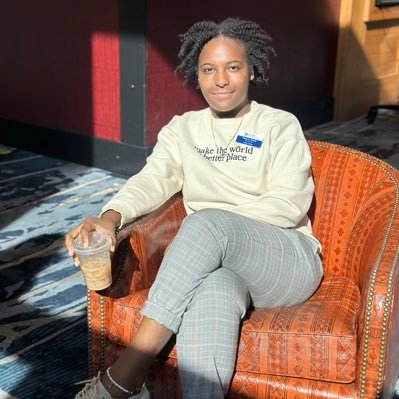 Hood Scholar | 1920 🕊 | Doctoral Student |Holmes Scholar | I research the past, present, future voices of Black Girls within the school counseling field