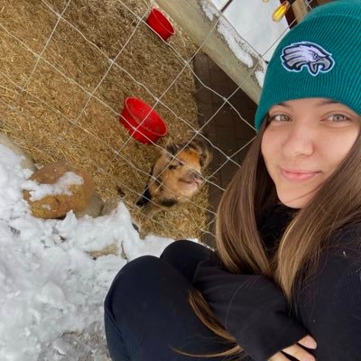 taylormaylese's profile picture. my anxiety is chronic but this ass is iconic