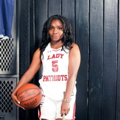 sandy creek hs | c/o 24’ | 5’6 shooting guard🏀!