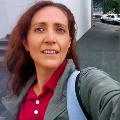Periodista, escritora y difusora cultural. Cine, teatro y entretenimiento.